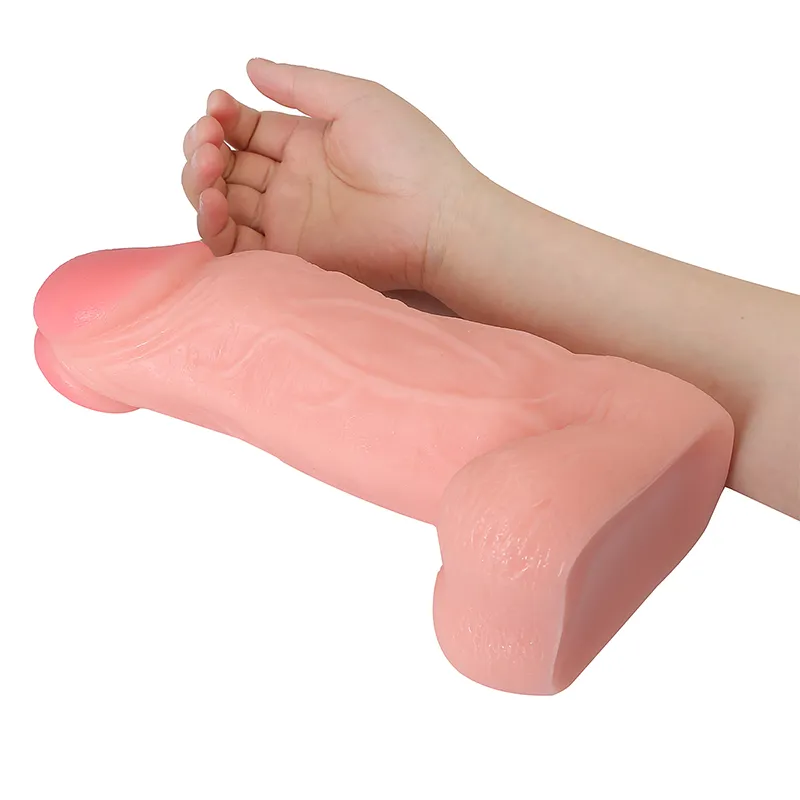 Farruz Skewed Ultra Bold 26 Cm Gerçekçi Dildo